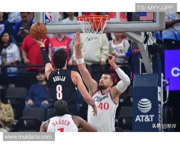 勇士与快船精彩对决1224比赛全程录像回顾与分析